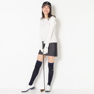 ゴルフウェアのスカートはなぜ短い？スコートとどう違うの？