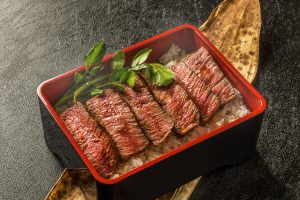 ゴルフ場のグルメ事情とは？食事が人気のコースをご紹介！(関東編)